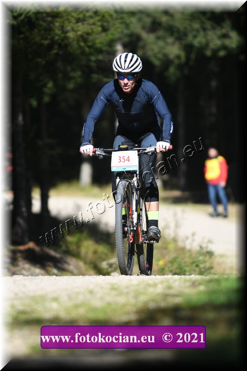 Náhled obrázku: 2021-2052-CTAuthor-354.JPG