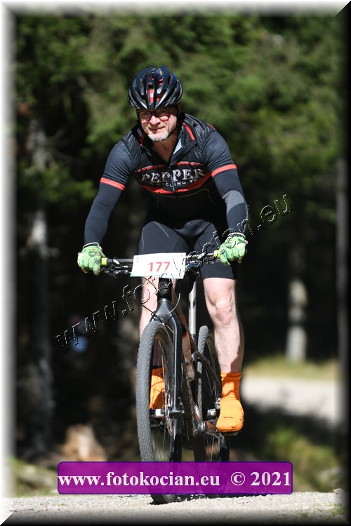 Náhled obrázku: 2021-2103-CTAuthor-177.JPG