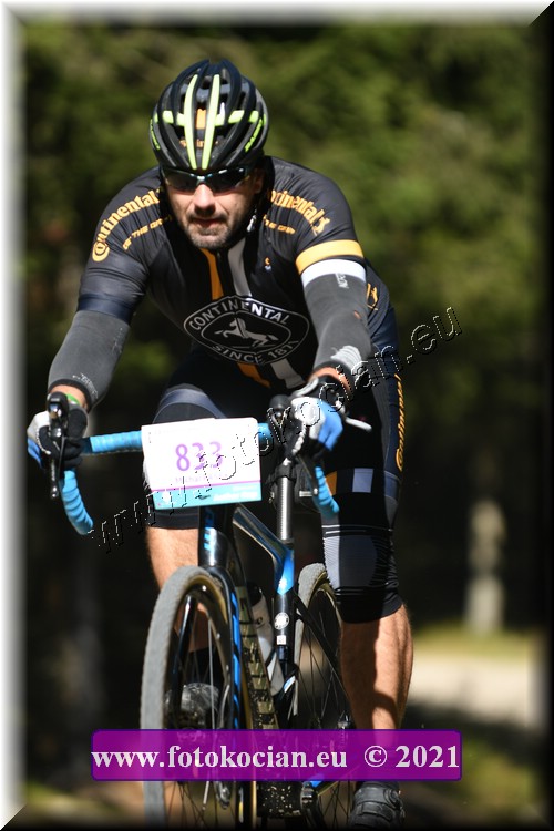 Náhled obrázku: 2021-2136-CTAuthor-833.JPG