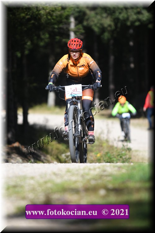 Náhled obrázku: 2021-2146-CTAuthor-361.JPG