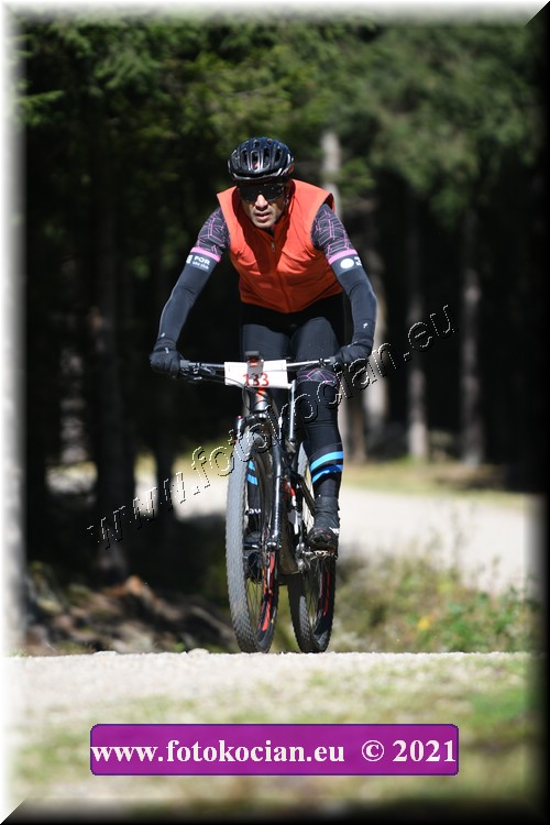 Náhled obrázku: 2021-2202-CTAuthor-133.JPG