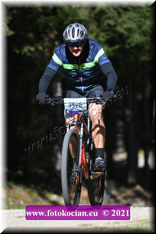 Náhled obrázku: 2021-2207-CTAuthor-3376.JPG