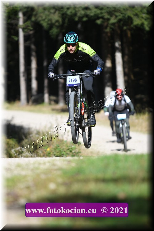 Náhled obrázku: 2021-2250-CTAuthor-3198.JPG