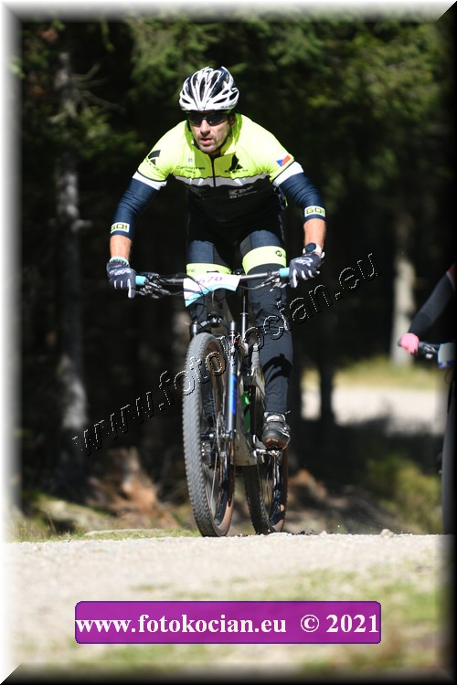 Náhled obrázku: 2021-2260-CTAuthor-670.JPG