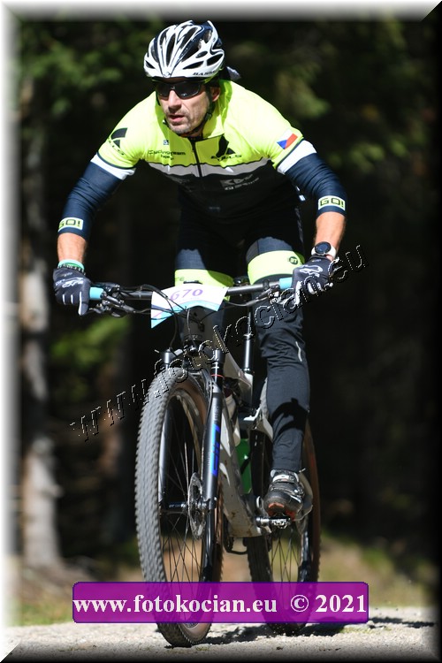 Náhled obrázku: 2021-2261-CTAuthor-670.JPG