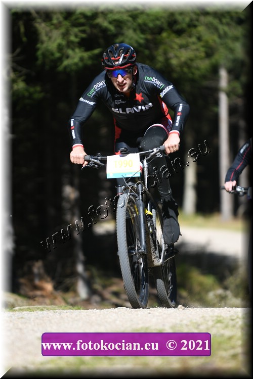 Náhled obrázku: 2021-2285-CTAuthor-1990.JPG