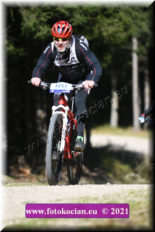 Náhled obrázku: 2021-2286-CTAuthor-3253.JPG