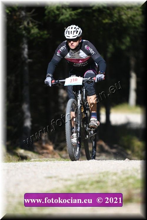 Náhled obrázku: 2021-2290-CTAuthor-210.JPG