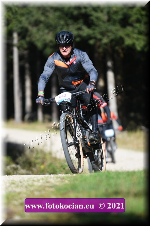 Náhled obrázku: 2021-2294-CTAuthor-642.JPG