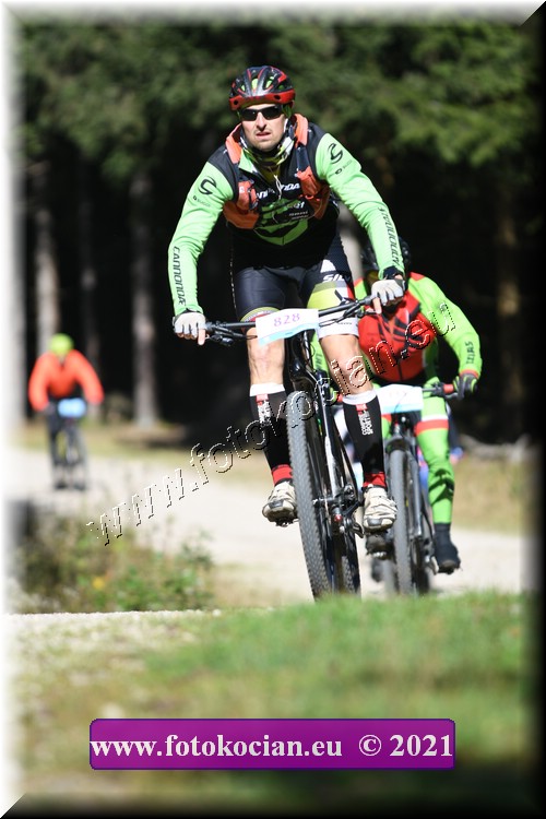 Náhled obrázku: 2021-2310-CTAuthor-828.JPG