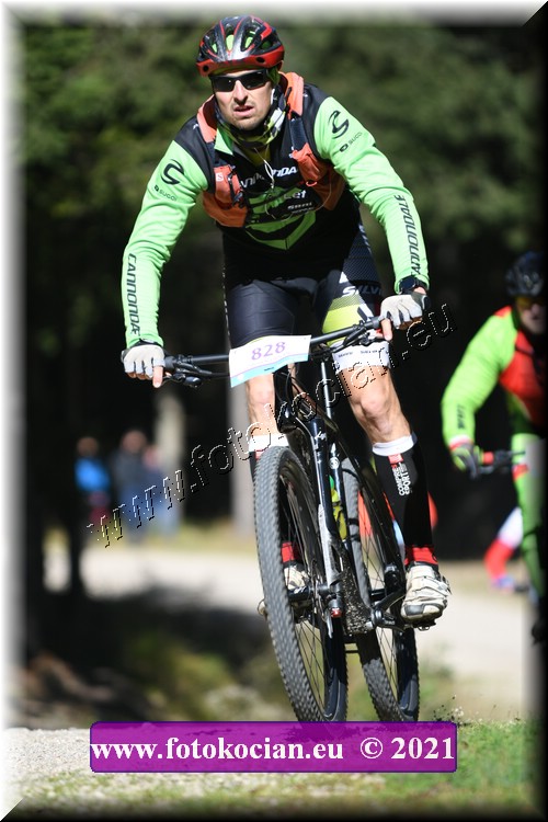 Náhled obrázku: 2021-2311-CTAuthor-828.JPG