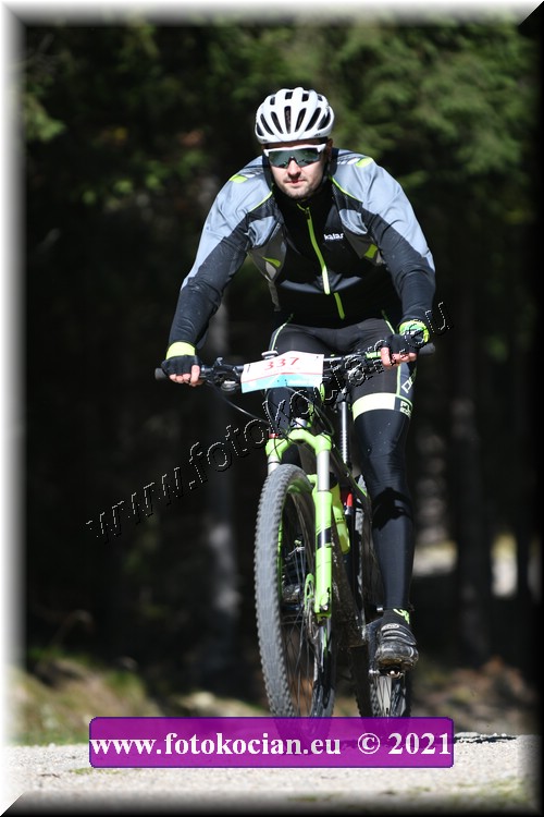 Náhled obrázku: 2021-2350-CTAuthor-337.JPG