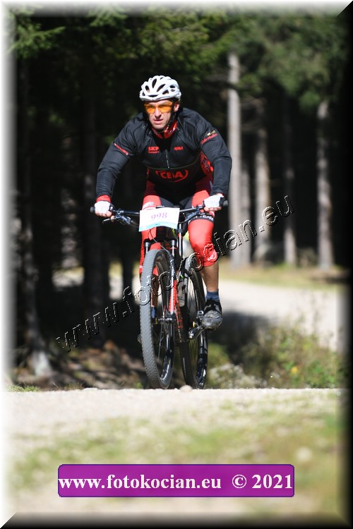 Náhled obrázku: 2021-2390-CTAuthor-998.JPG