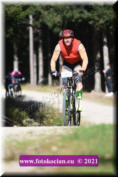 Náhled obrázku: 2021-2413-CTAuthor-668.JPG