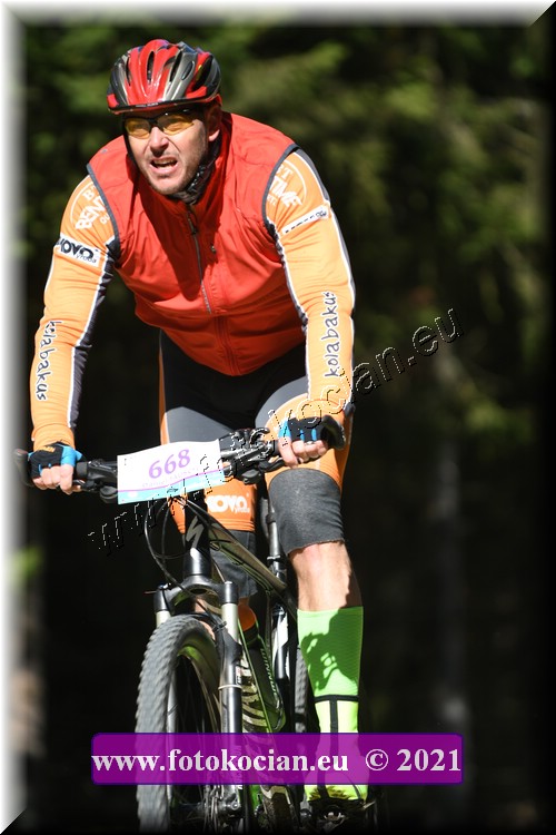 Náhled obrázku: 2021-2414-CTAuthor-668.JPG