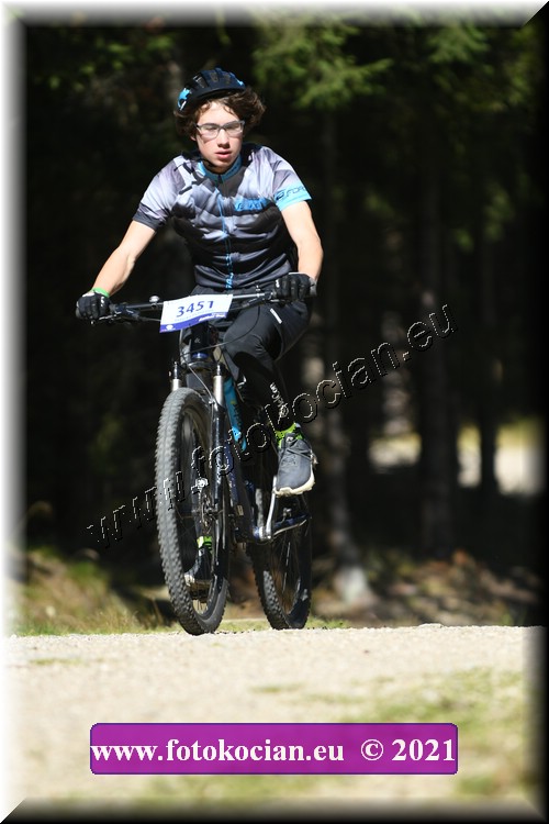 Náhled obrázku: 2021-2415-CTAuthor-3451.JPG