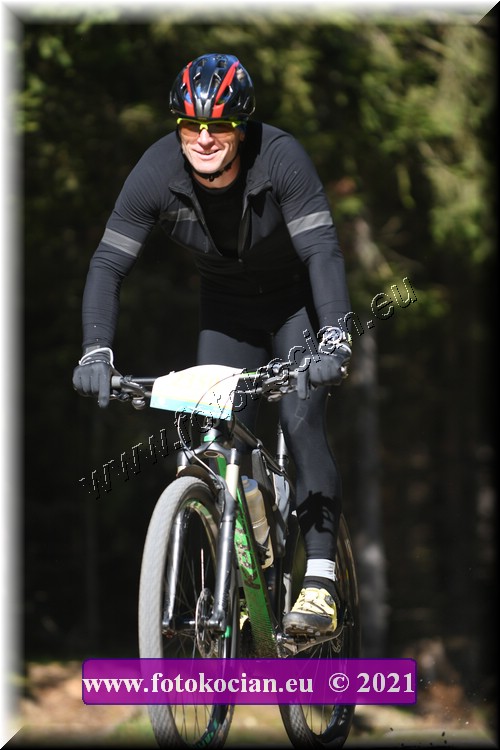 Náhled obrázku: 2021-2419-CTAuthor-2350.JPG