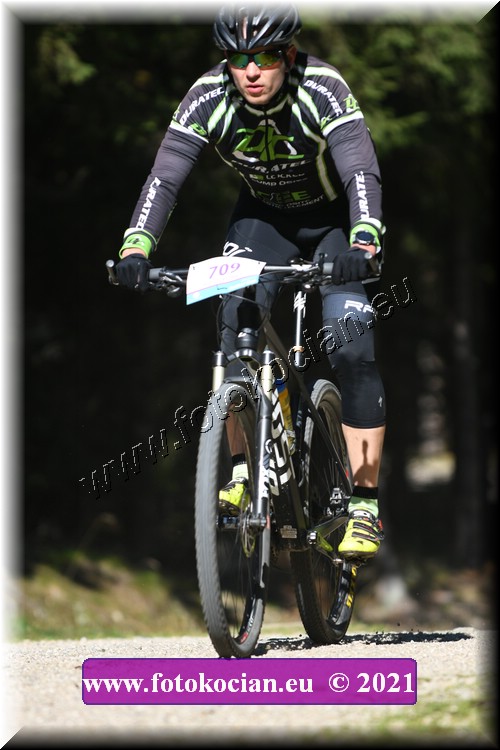 Náhled obrázku: 2021-2424-CTAuthor-709.JPG