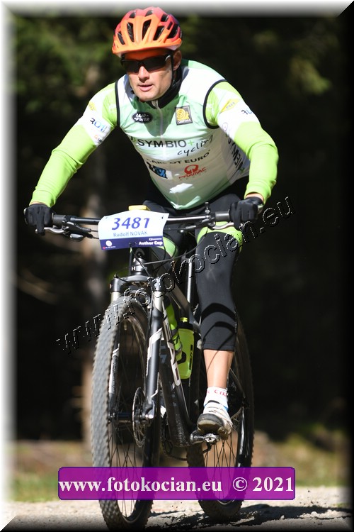 Náhled obrázku: 2021-2443-CTAuthor-3481.JPG