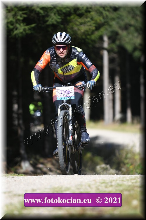 Náhled obrázku: 2021-2450-CTAuthor-1106.JPG