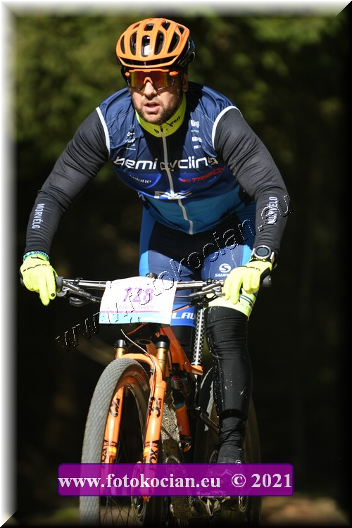 Náhled obrázku: 2021-2485-CTAuthor-728.JPG