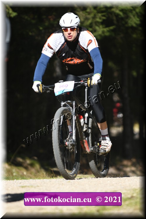 Náhled obrázku: 2021-2571-CTAuthor-660.JPG