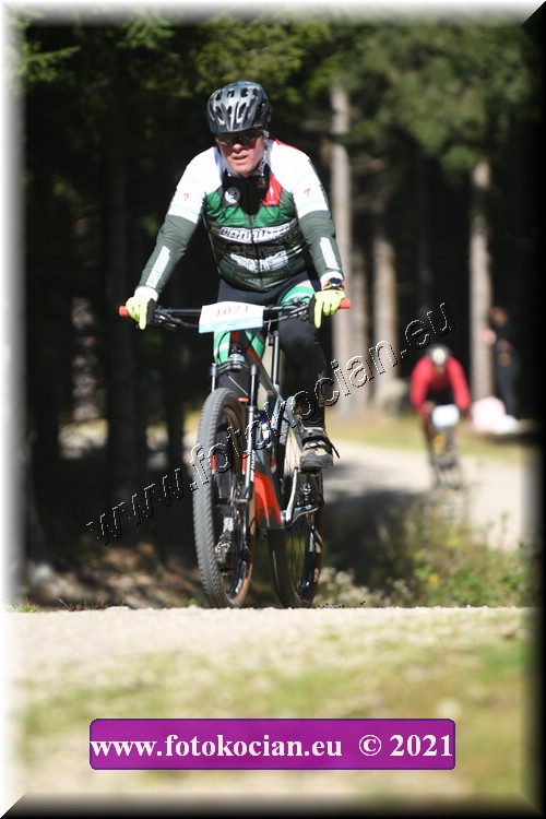 Náhled obrázku: 2021-2572-CTAuthor-1071.JPG