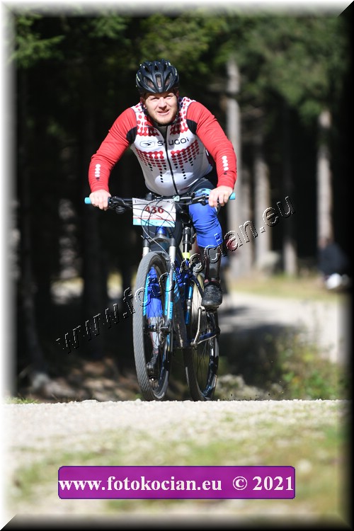 Náhled obrázku: 2021-2599-CTAuthor-436.JPG