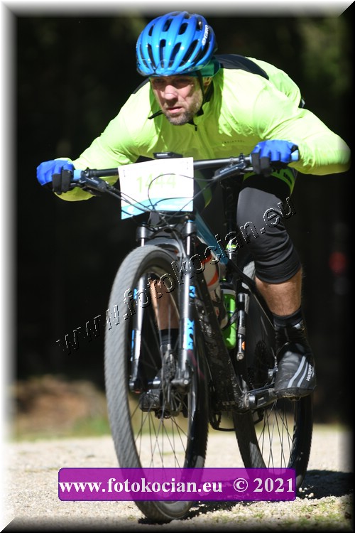 Náhled obrázku: 2021-2618-CTAuthor-1444.JPG