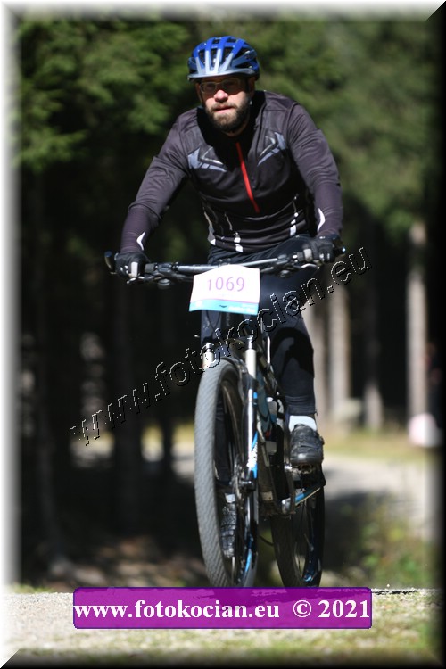 Náhled obrázku: 2021-2660-CTAuthor-1069.JPG