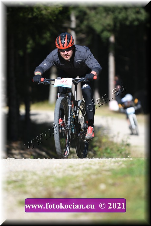 Náhled obrázku: 2021-2662-CTAuthor-382.JPG