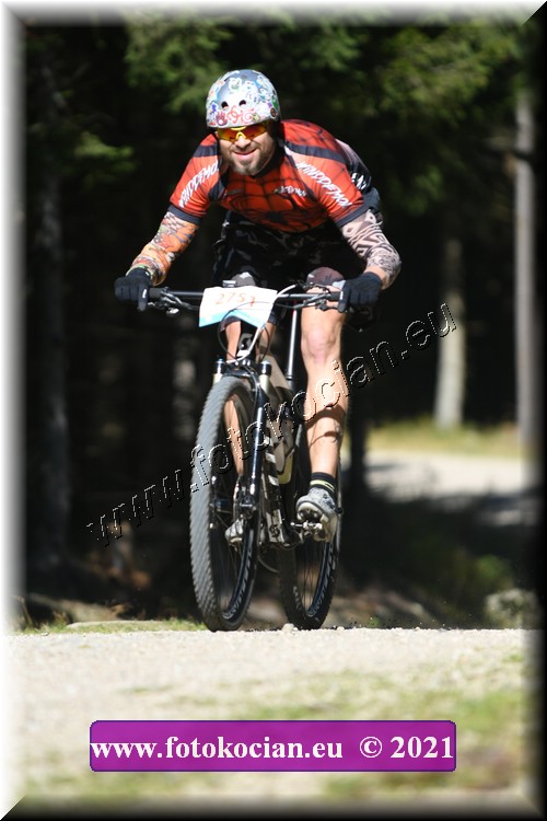 Náhled obrázku: 2021-2666-CTAuthor-2751.JPG