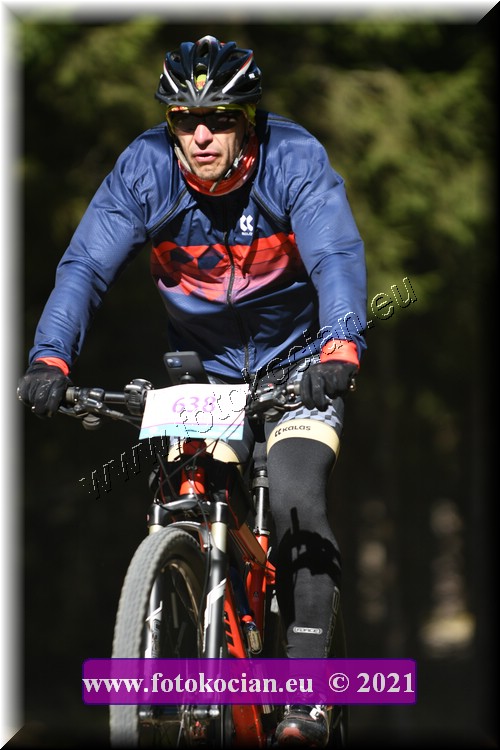 Náhled obrázku: 2021-2706-CTAuthor-638.JPG