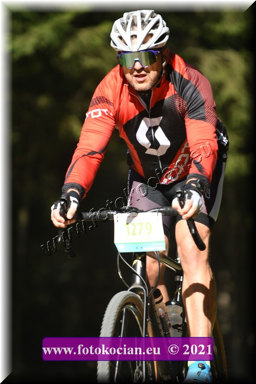 Náhled obrázku: 2021-2708-CTAuthor-1279.JPG