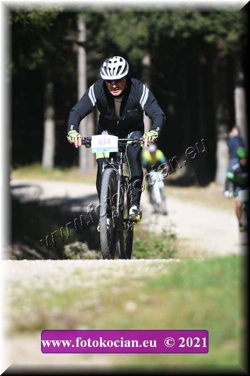 Náhled obrázku: 2021-2709-CTAuthor-634.JPG