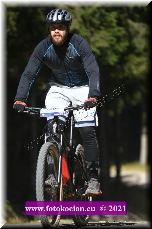 Náhled obrázku: 2021-2719-CTAuthor-3300.JPG