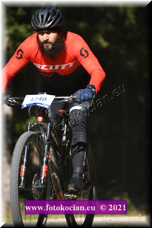 Náhled obrázku: 2021-2736-CTAuthor-3240.JPG