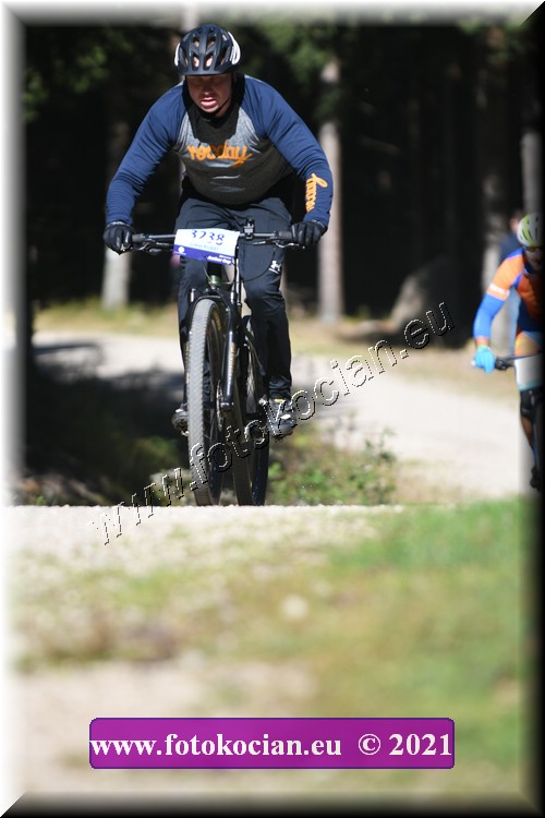 Náhled obrázku: 2021-2783-CTAuthor-3238.JPG