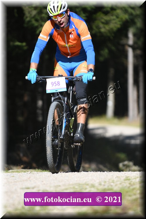 Náhled obrázku: 2021-2785-CTAuthor-958.JPG