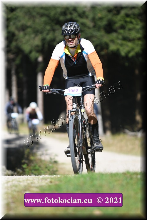 Náhled obrázku: 2021-2831-CTAuthor-1060.JPG