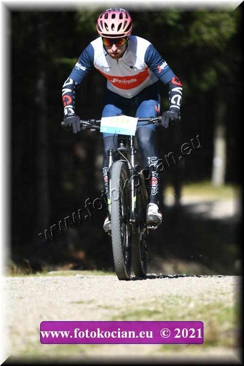 Náhled obrázku: 2021-2846-CTAuthor-1334.JPG