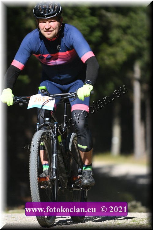 Náhled obrázku: 2021-2850-CTAuthor-2655.JPG