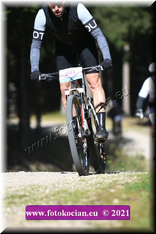 Náhled obrázku: 2021-2870-CTAuthor-645.JPG