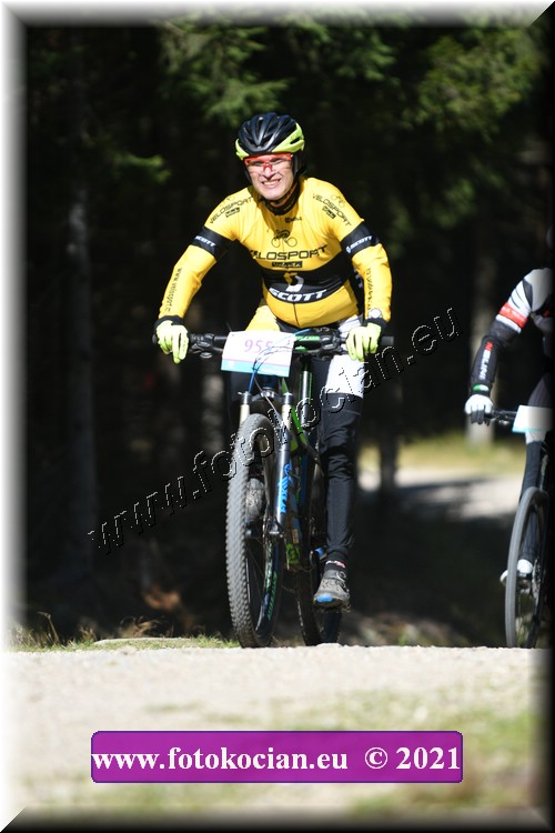 Náhled obrázku: 2021-2892-CTAuthor-955.JPG