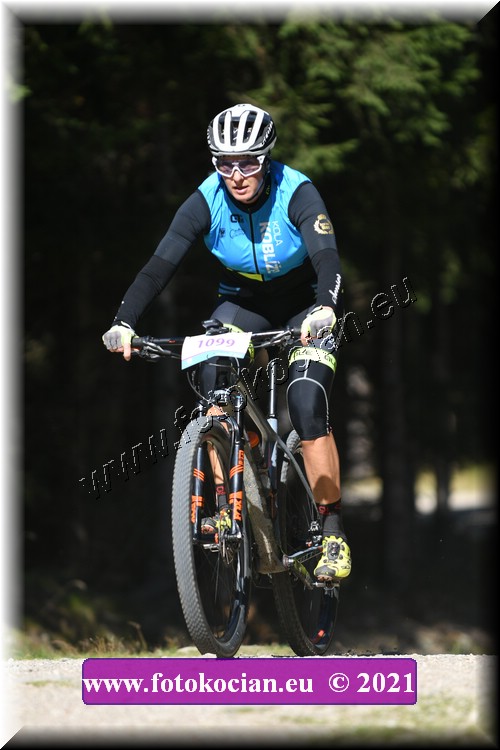 Náhled obrázku: 2021-2898-CTAuthor-1099.JPG