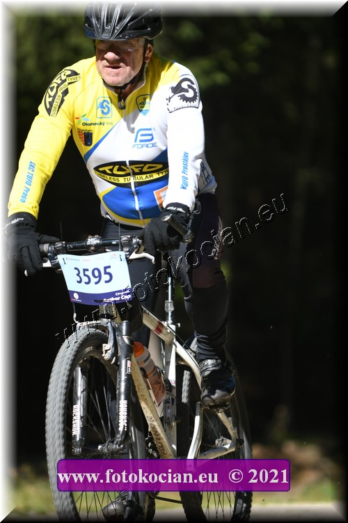 Náhled obrázku: 2021-2972-CTAuthor-3595.JPG