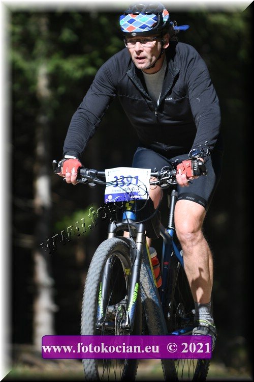 Náhled obrázku: 2021-2974-CTAuthor-3391.JPG