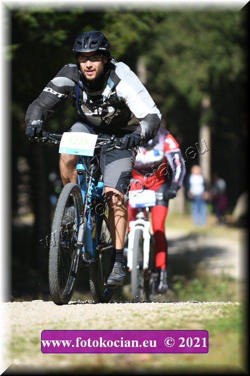 Náhled obrázku: 2021-3010-CTAuthor-1225.JPG