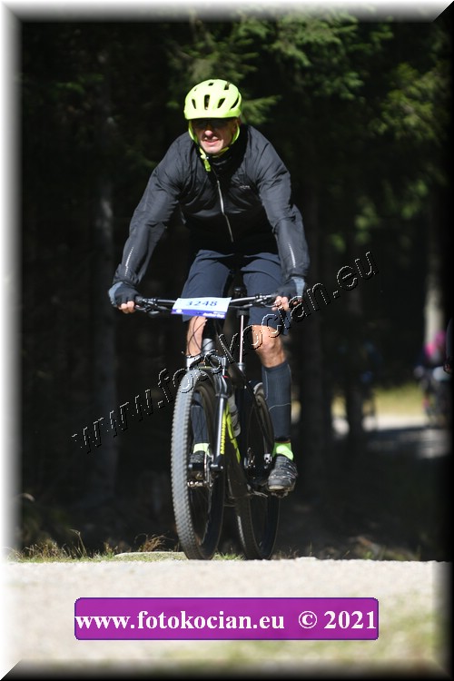 Náhled obrázku: 2021-3045-CTAuthor-3248.JPG