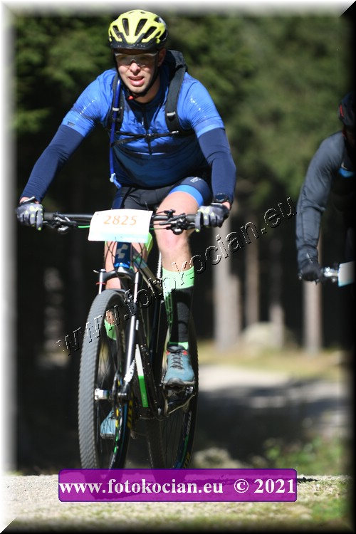 Náhled obrázku: 2021-3082-CTAuthor-2825.JPG